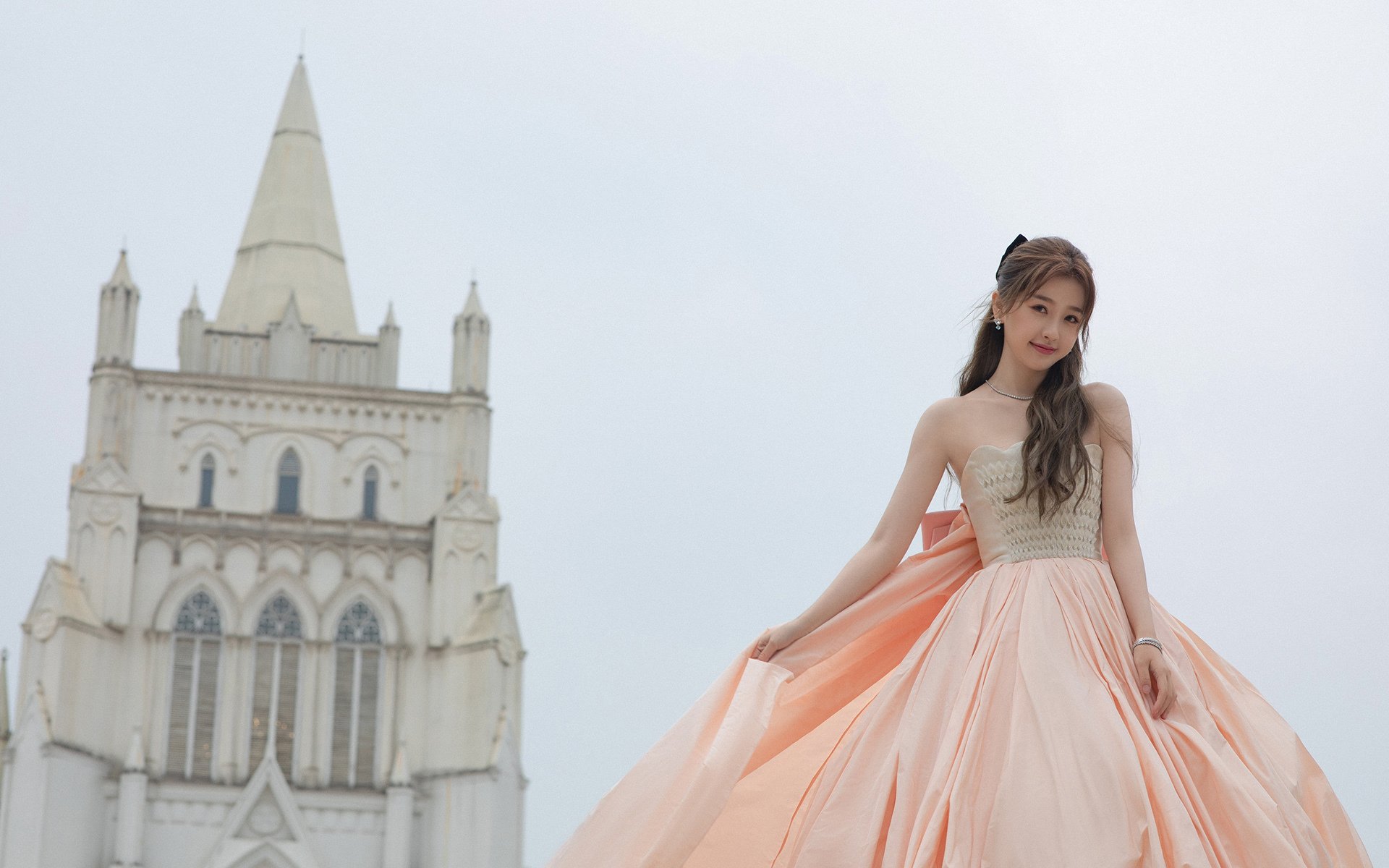 2025轻艇马拉松打造水上新地标，世界陆上赛艇马拉松