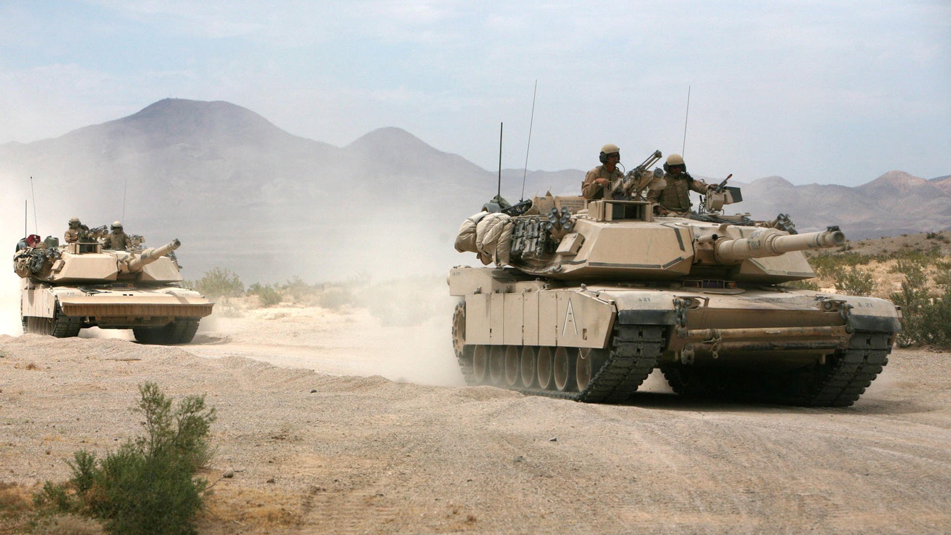 “高新体育中心：武术选手展现超凡体能与技巧，比赛高潮迭起”